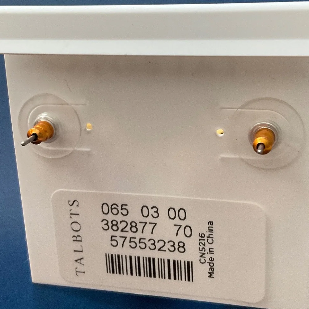 TALBOTS. MULTI CLUSTER STONE DROP EARRINGS.  1 3/4”. Light to medium weight. - Picture 3 of 4